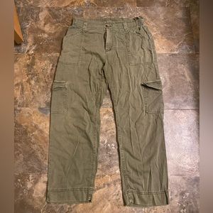 Old Navy Olive Green Cropped Pants